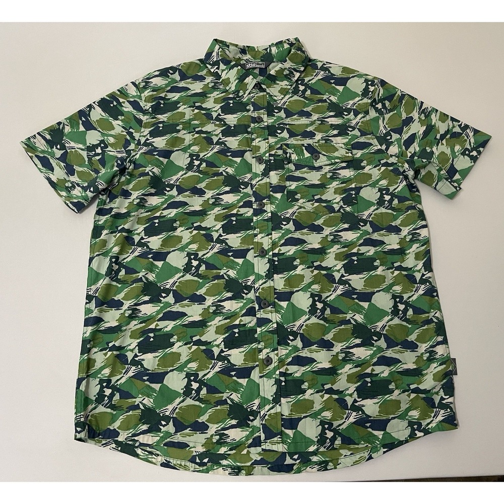 Stio Curtis Camp Green Camo Button Up Shirt Men's Medium L Short Sleeve